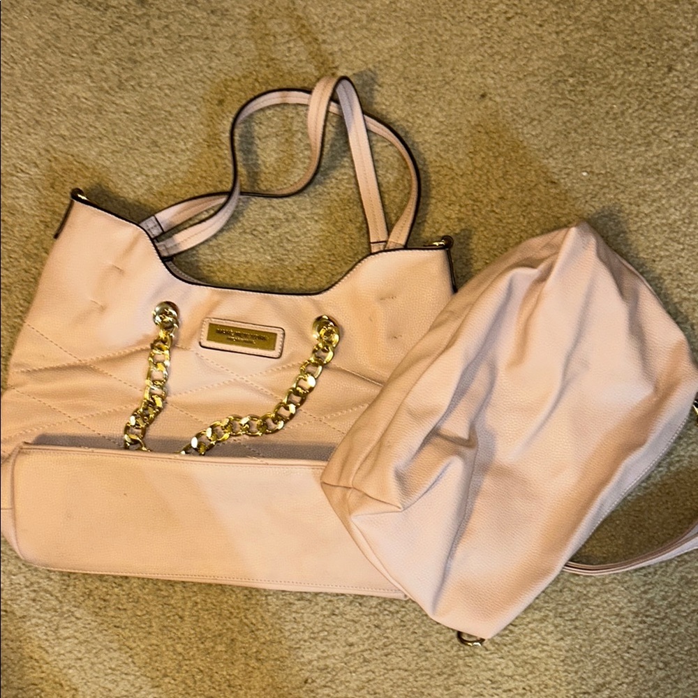 Marc Jacobs Pink Shoulder Bag with Gold Chain